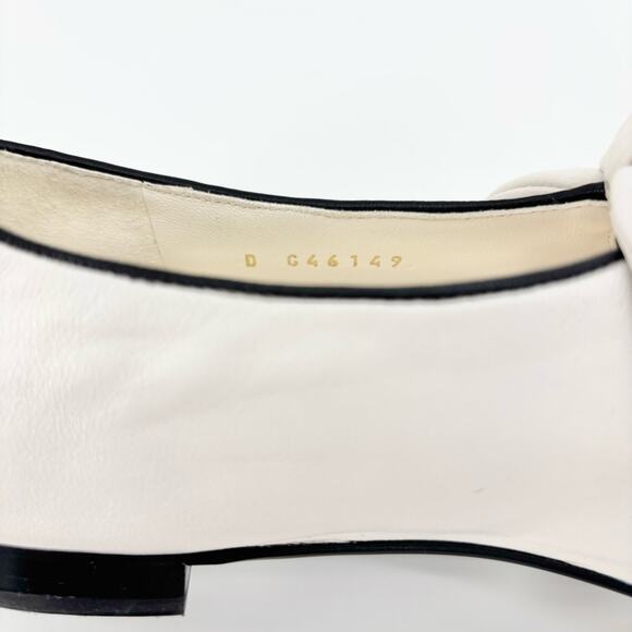 NEW Chanel Lambskin Bow Maryjane CC Cap Toe Flats 37 - Picture 8 of 9